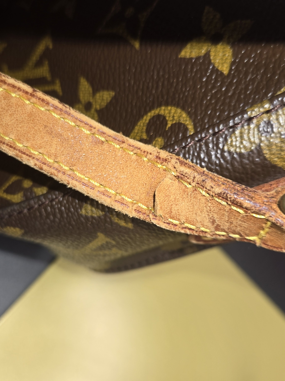 Authentic Louis Vuitton Saint Cloud PM Monogram Crossbody Bag | Vintage Made in - Picture 10 of 10